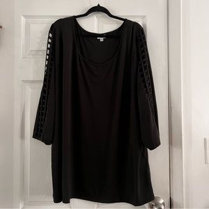 Avenue Black Caged Sleeve Top Plus size 30/32